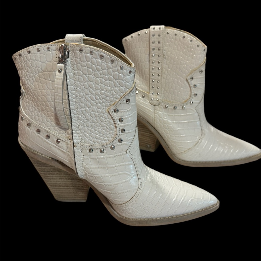 Sam Edelman Winona Western Heeled Booties
